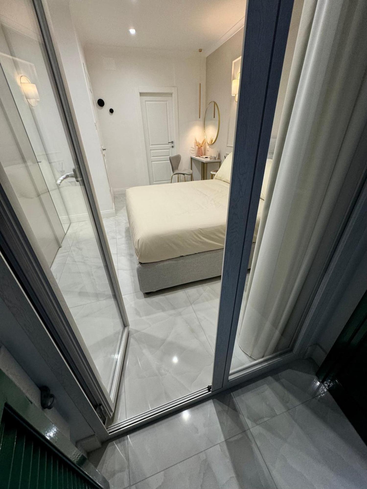 Carafa Rooms Neapel Exterior foto